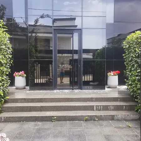 Black Box Village With Garden 别墅 塞费里希萨尔