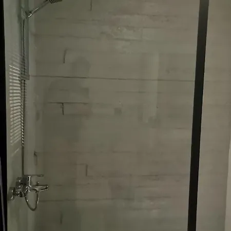 Black Box Village With Garden *