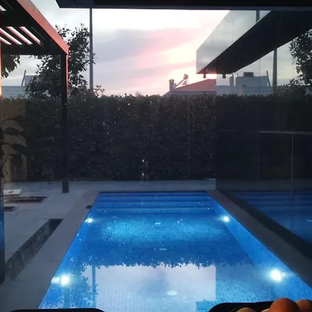 Вилла Black Box Village With Garden *