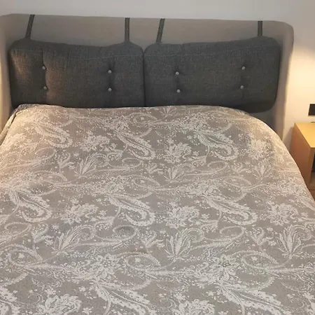 Вилла Black Box Village With Garden