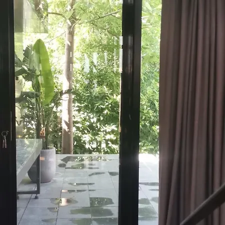 Black Box Village With Garden Вилла *