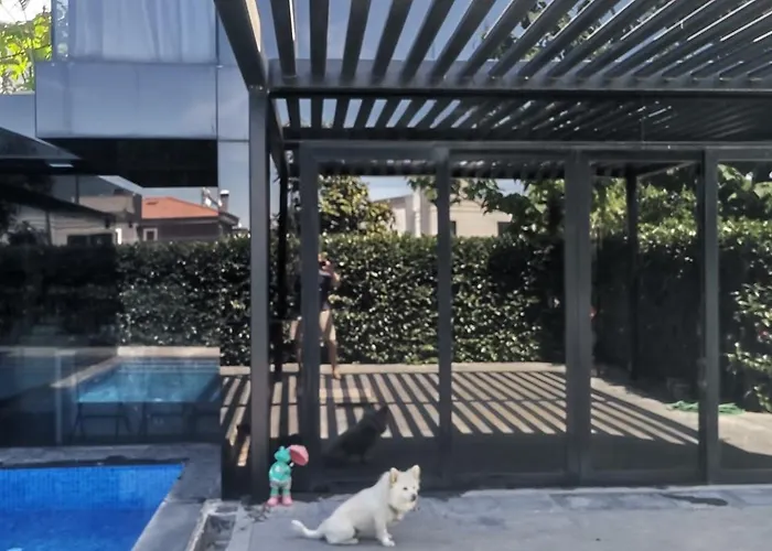 Black Box Village With Garden Seferihisar