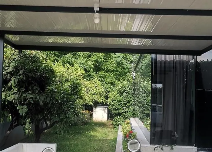 Villa Black Box Village With Garden